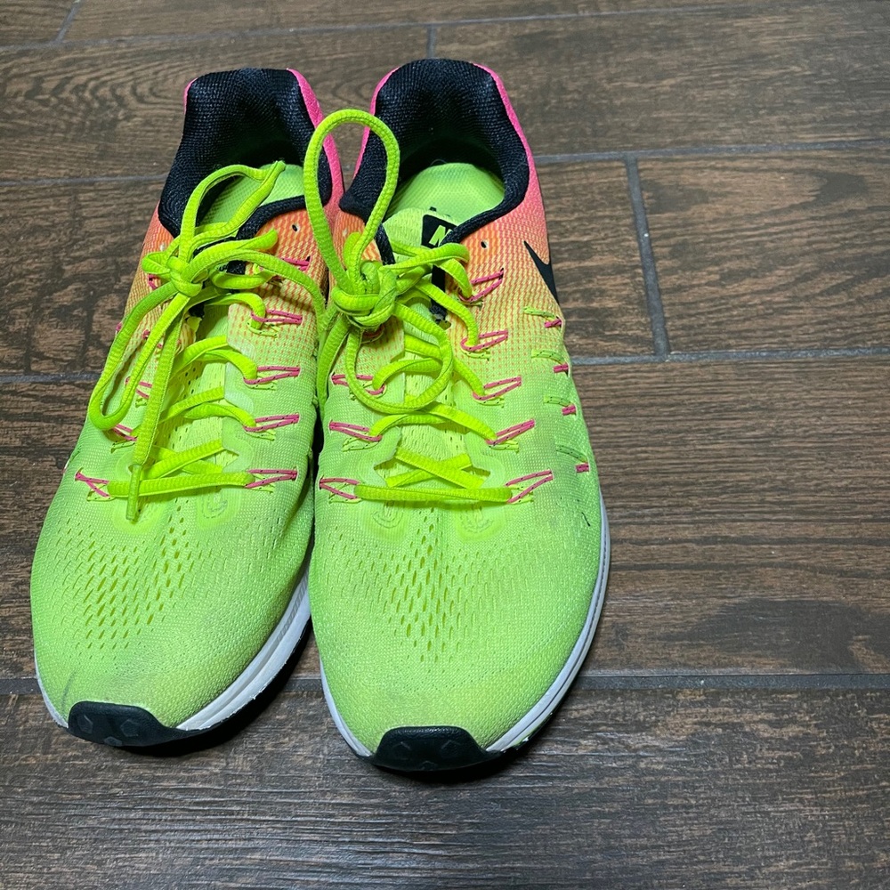 Pink/Green Worn Nike 💕💚